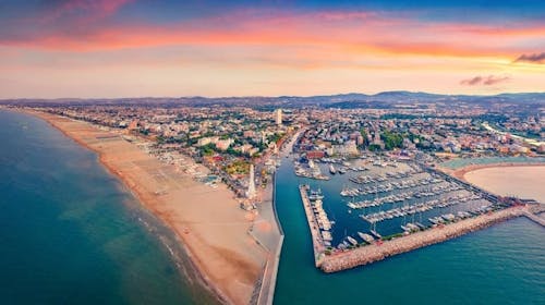 Hotel Diana - Oddih ob italijanski obali, Rimini, Italija - 288 EUR - 2x nočitev v dvoposteljni Standard sobi za 2 osebi, Polpenzion