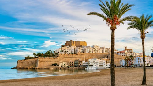 Poletni oddih v Valenciji , Valencija, Španija - 1049 EUR - 7x nočitev v hotelu ali apartmaju za 2 odrasli osebi, 2x povratna letalska karta Trst - Valencija - Trst