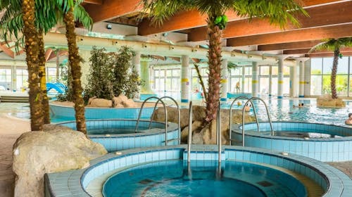 Hotel Hollywood – Wellness oddih z uporabo termalne riviere v Sarajevu, Sarajevo, Bosna in Hercegovina - 83 EUR - 1x nočitev v dvoposteljni Superior sobi za 2 osebi, Zajtrk