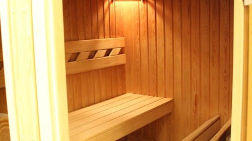Hotel Ovit - Oddih na Madžarskem, Keszthely, Madžarska - 262 EUR - 3x nočitev v dvoposteljni Standard sobi s teraso ali balkonom kuhinjsko nišo za 2 osebi, Zajtrk