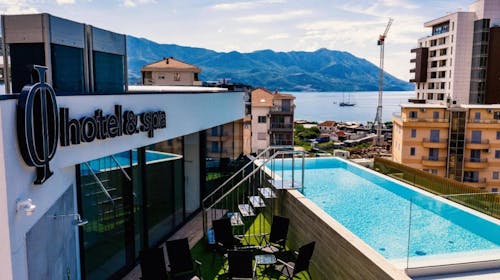Hotel Fagus by Aycon - Pomlad in jesen v dvoje v Budvi, Budva, Črna gora - 289 EUR - 3x nočitev v dvoposteljni Standard sobi za 2 osebi, Zajtrk