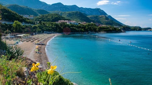 Hotel Bono by Aycon - Družinsko poletje, Bečići, Črna gora - 1175 EUR - 7x nočitev v dvoposteljni Standard sobi (z dodatnim ležiščem) za 2 osebi (1 otrok do 11,99 let brezplačno), Zajtrk