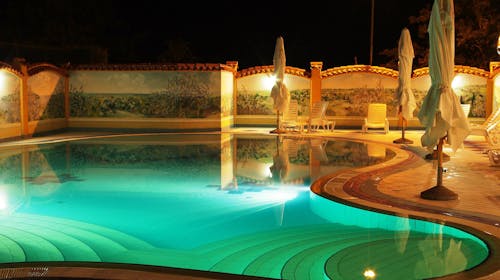Hotel Villa Letan - Majski ali septembrski wellness oddih v Istri , Peroj, Istra, Hrvaška - 297 EUR - 2x nočitev v dvoposteljni sobi z balkonom za 2 osebi, Polpenzion