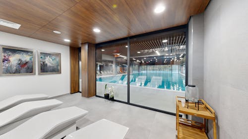 Terme Banja Luka - Vrhunski kratki wellness oddih, Banja Luka, Bosna in Hercegovina - 102 EUR - 1x nočitev v Elegance sobi za 2 osebi, Bogati samopostrežni zajtrk z neomejeno pijačo (kava, sok, čaj)