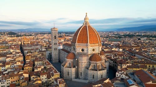 A&O Firenze Campo di Marte - City break v prestolnici Toskane, Firenze, Italija - 79 EUR - 1x nočitev v dvoposteljni Standard sobi ali Family sobi za 2 osebi (2 otroka do 17. leta brezplačno), Samoposteržni zajtrk