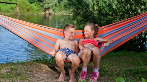 Camping Bela krajina - Družinski oddih ob Kolpi, Podzemelj, Gradac, Slovenija - 290 EUR - 2x nočitev v mobilni hiški za 4 osebe, Neomejena uporaba Kolpacabana funparka