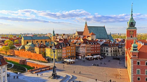 A&O Warsaw Wola - City break v poljski prestolnici, Varšava, Poljska - 67 EUR - 1x nočitev v dvoposteljni Standard sobi ali Family sobi za 2 osebi (2 otroka do 17. leta brezplačno), Zajtrk