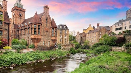 Počitnice na Škotskem z letom iz Ljubljane, Edinburgh, Združeno kraljestvo - 1599 EUR - 7x nočitev v hotelu ali apartmaju za 2 odrasli osebi, 2x povratna letalska karta Ljubljana - Edinburgh - Ljubljana