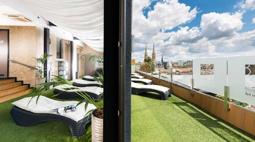 Bo33 Hotel Family & Suites - Wellness oddih v Budimpešti, Budimpešta, Madžarska - 266 EUR - 3x nočitev v Superior dvoposteljni sobi za 2 osebi (1 otrok do 8. leta biva brezplačno), Bogat zajtrk in penino