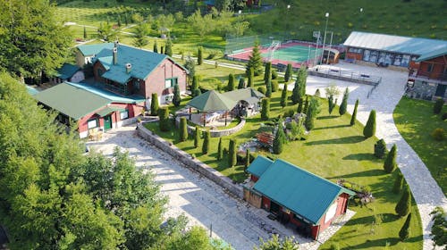 Hotel & Resort Gacka Montenegro - Detox & relax v naravi, Mojkovac, Črna gora - 299 EUR - 3x nočitev v dvoposteljni sobi za 2 osebi, Zajtrk