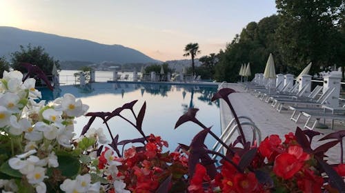 Hunguest Hotel Sun Resort - Oddih v Črni gori, Herceg Novi, Črna gora - 841 EUR - 5x nočitev v dvoposteljni sobi z balkonom za 2 osebi, Polpenzion (sampostrežni zajtrk in večerja)