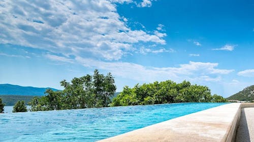 Hotel Stella - Oddih v Neumu, Neum, Bosna in Hercegovina - 204 EUR - 2x nočitev v Comfort sobi z balkonom in s pogledom na morje za 2 osebi, Polpenzion
