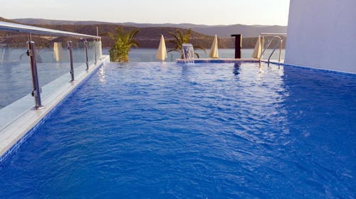 Hotel Nova - Poletje v Neumu, Neum, Bosna in Hercegovina - 1118 EUR - 7x nočitev v Superior sobi s pogledom na park za 2 osebi, Polpenzion