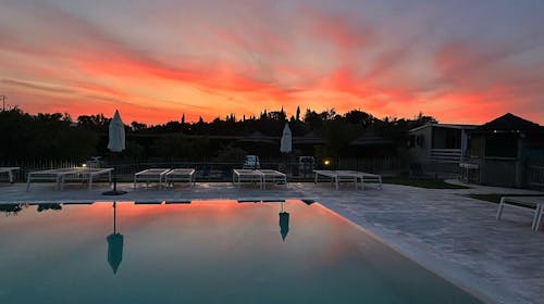 Agriturismo Serena - Oddih v naravi, Pastrengo, Gardsko jezero, Italija - 192 EUR - 2x nočitev v Standard sobi za 2 osebi, Zajtrk