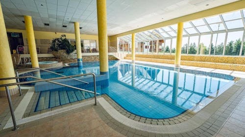 Wellness & Spa Apartmaji Bolfenk - Spomladanski vikend na Pohorju, Pohorje, Slovenija - 299 EUR - 2x nočitev v Deluxe apartmaju za 4 osebe, Neomejena uporaba WellNest notranjega bazena od 12. do 20. ure