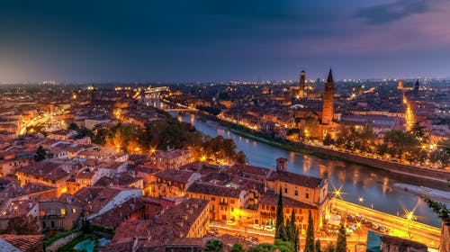 Hotel ARK - Kratek oddih v zgodovinskem središču Verone, Verona, Italija - 309 EUR - 2x nočitev v dvoposteljni Superior sobi za 2 osebi, Zajtrk