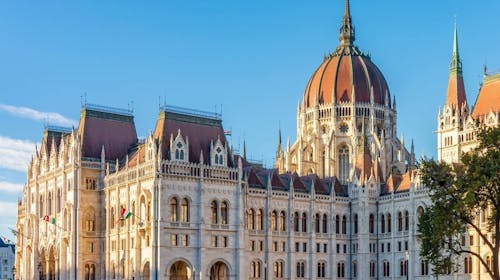 Escala Hotel & Suites Budapest, Budimpešta, Madžarska - 138 EUR - 2x nočitev v Standard dvoposteljni sobi za 2 osebi, Samopostrežni zajtrk