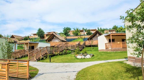 Glamping Bioterme - Mini pomladni glamping s polpenzionom edinstvenih termah, Mala Nedelja, Ljutomer, Slovenija - 152 EUR - 1x nočitev v glamping villi ali šotoru za 2 osebi, Polpenzion