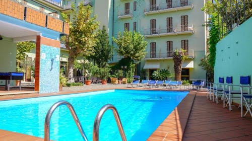 Hotel Cappelli - Oddih v Toskani, Montecatini Terme, Italija - 239 EUR - 3x nočitev v dvoposteljni Standard sobi za 2 osebi, Zajtrk