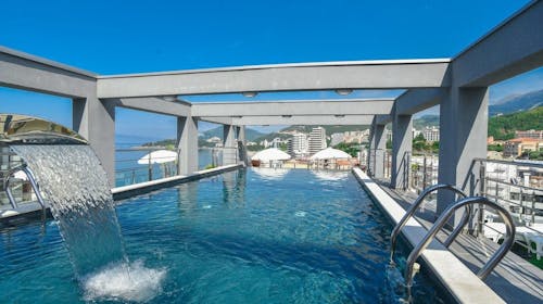 Hotel La Mer by Aycon - Družinsko poletje, Rafailovići, Črna gora - 483 EUR - 3x nočitev v dvoposteljni Standard sobi za 2 osebi (1 otrok do 11,99 let brezplačno), Zajtrk