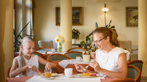 Ametiszt Hotel Harkány - Družinski wellness oddih, Harkány, Madžarska - 648 EUR - 4x nočitev v dvoposteljni Standard sobi za 2 osebi (1 otrok do 11,99 let brezplačno), Samopostrežni zajtrk