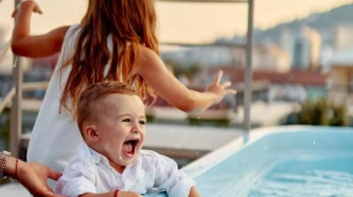 Hotel Diplomat by Aycon - Družinsko poletje ob morju, Budva, Črna gora - 539 EUR - 3x nočitev v dvoposteljni Standard sobi za 2 osebi (1 otrok do 11,99 let brezplačno), Zajtrk