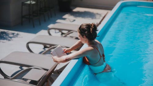 Hotel Diplomat by Aycon - Družinsko poletje ob morju, Budva, Črna gora - 1472 EUR - 7x nočitev v dvoposteljni Standard sobi za 2 osebi (1 otrok do 11,99 let brezplačno), Zajtrk
