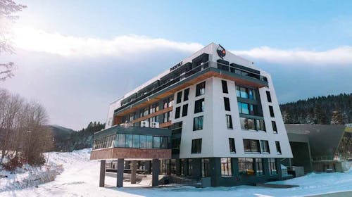 Aparthotel Phoenix - Družinski oddih na Bjelašnici, Bjelašnica, Bosna in Hercegovina - 179 EUR - 2x nočitev v apartmaju za 2 osebi (2 otroka do 12,99 let brezplačno), Zajtrk