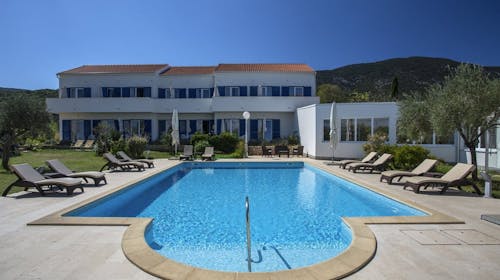 Hotel Manora - Oddih na Malem Lošinju s polpenzionom, Nerezine, Mali Lošinj, Hrvaška - 379 EUR - 2x nočitev v dvoposteljni Standard sobi za 2 osebi (1 otrok do 6,99 let in 1 otrok do 2,99 let brezplačno), Polpenzion