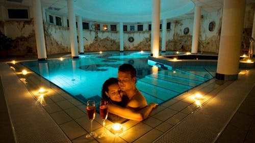 Hotel Venus - Termalni oddih na Madžarskem, Zalakaros, Madžarska - 212 EUR - 2x nočitev v Venus Standard sobi za 2 osebi, Zajtrk