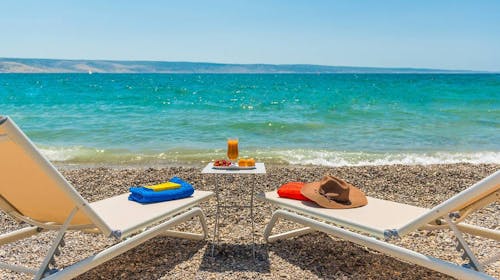 Camping Paklenica - Pozdrav poletju v Dalmaciji, Starigrad, Paklenica, Dalmacija, Hrvaška - 220 EUR - 2x nočitev v mobilni hiški Superior 4+2 za do 6 oseb (4 odrasle osebe in 2 otroka do 11,99 let), Končno čiščenje