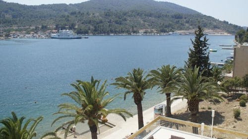 Hotel Posejdon - All inclusive 1. maj, pomlad in jesen na Korčuli , Vela Luka, Korčula, Dalmacija, Hrvaška - 579 EUR - 5x nočitev v dvoposteljni Standard sobi (stran park) s francoskim balkonom za 2 osebi, All inclusive