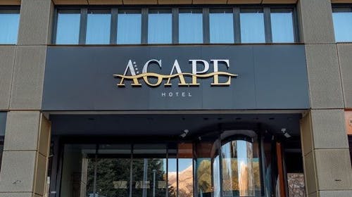 Hotel Agape - Začetek in konec poletja v Črni gori - Posebna cena, Bar, Črna gora - 530 EUR - 7x nočitev v dvoposteljni sobi za 2 osebi (1 otrok do 6,99 let brezplačno), Polpenzion (samopostrežni zajtrk in večerja)