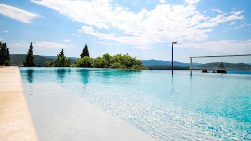 Hotel Stella - Poletni oddih v Neumu, Neum, Bosna in Hercegovina - 275,50 EUR - 2x nočitev v Comfort sobi z balkonom in s pogledom na morje za 2 osebi, Polpenzion