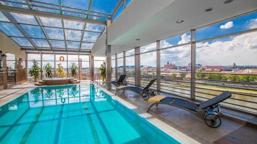 Qubus Hotel Krakow, Krakov, Poljska - 134 EUR - 1x nočitev v Standard sobi za 2 osebi, Zajtrk