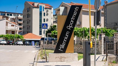 Millennium Apartments by Aycon - Začetek in konec poletja v Budvi, Budva, Črna gora - 251 EUR - 3x nočitev v dvoposteljni Superior sobi za 2 osebi, Brezplačen Wi-Fi