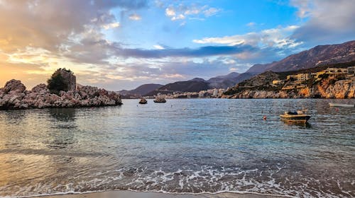 Boutique Hotel Tate by Aycon - Družinsko poletje v Budvi, Budva, Črna gora - 577 EUR - 3x nočitev v dvoposteljni Standard sobi (z dodatnim ležiščem) za 2 osebi (1 otrok do 11,99 let brezplačno), Zajtrk