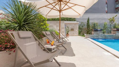 Boutique Hotel Momentum by Aycon - Poletje v Budvi, Budva, Črna gora - 537 EUR - 3x nočitev v dvoposteljni Standard sobi za 2 osebi, Zajtrk