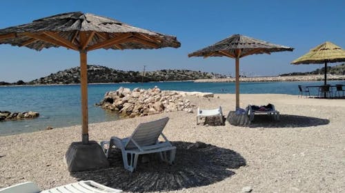 Tribunia Beach Hotel - Poletje v Tribunju, Tribunj, Dalmacija, Hrvaška - 799 EUR - 5x nočitev v dvoposteljni sobi ali apartmaju (glede na razpoložljivost) za 2 osebi, Polpenzion