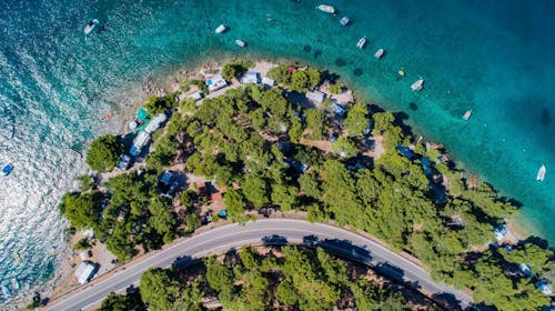 Camping Village Poljana - Mobilna hiška - Oddih na Malem Lošinju, Mali Lošinj, Hrvaška - 255 EUR - 5x nočitev v mobilni hiški Bellavista za 4 osebe (1 otrok do 11,99 let brezplačno), Uporaba elektrike, plina in vode