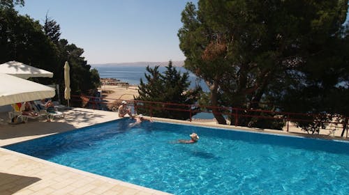 Hotel Zagreb Karlobag - All inclusive light poletje , Karlobag, Hrvaška - 360 EUR - 3x nočitev v dvoposteljni sobi za 2 osebi (1. otrok do 11,99 let in 2. otrok do dopolnjenega 1. leta starosti brezplačno), All inclusive light