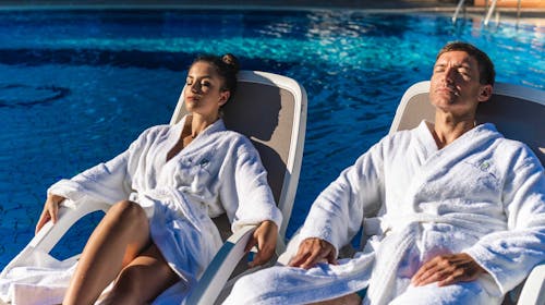 Hotel Švicarija - Terme Dobrna - Poletni oddih, Dobrna, Slovenija - 276 EUR - 2x nočitev v dvoposteljni sobi za 2 osebi, Samopostrežni zajtrk