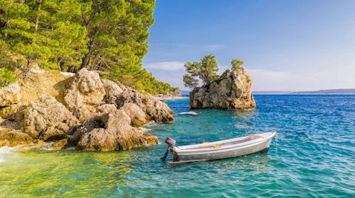 Bluesun hotel Soline - Družinski pozdrav poletju v Breli, Brela, Makarska riviera, Dalmacija, Hrvaška - 705 EUR - 3x nočitev v dvoposteljni Superior sobi z balkonom (morska stran) za 2 osebi (2 otroka do 11,99 let in 1 otrok do 2,99 let brezplačno), Polpenzion