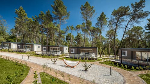 Santa Marina Camping - Last minute poletni družinski oddih v Poreču, Poreč, Istra, Hrvaška - 180 EUR - 2x nočitev v Family Prestige mobilni hiški za do 6 oseb, Posteljnina in brisače
