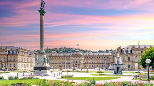 A&O Stuttgart City - City break v Stuttgartu, Stuttgart, Nemčija - 79 EUR - 1x nočitev v dvoposteljni Standard sobi za 2 osebi, Samopostrežni zajtrk