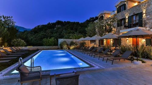 Boutique Hotel Ruzmarin SPA & Garden by Aycon - Jesenski oddih v Budvi, Budva, Črna gora - 399 EUR - 3x nočitev v Superior dvoposteljni sobi za 2 osebi, Zajtrk