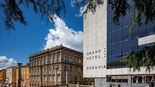 Grand Hotel Bonavia Rijeka - Pomlad v Reki - Standard soba, Reka, Hrvaška - 240 EUR - 2x nočitev v dvoposteljni Standard sobi za 2 osebi, Zajtrk