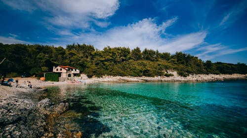 Hotel Korkyra - Začetek poletja na Korčuli  , Vela Luka, Korčula, Dalmacija, Hrvaška - 549 EUR - 5x nočitev v Standard dvoposteljni sobi za 2 osebi, Bogat polpenzion