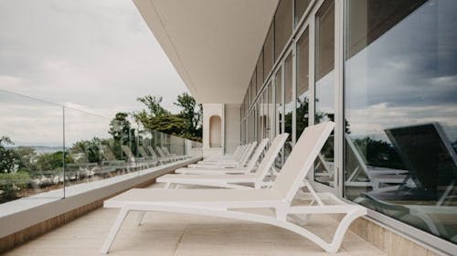Hotel Miramare - Luksuzne družinske počitnice - Posebna akcija, Crikvenica, Hrvaška - 1985 EUR - 7x nočitev v dvoposteljni Superior sobi za 2 osebi (1 otrok do 11,99 let in 1 otrok do 3,99 let brezplačno), Polpenzion