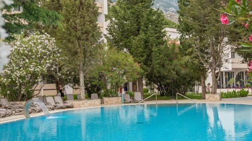 Hotel Monte Mare - All inclusive začetek in konec poletja v Črni gori, Čanj, Črna gora - 989 EUR - 7x nočitev v Standard sobi s pogledom na park za 2 osebi, All inclusive